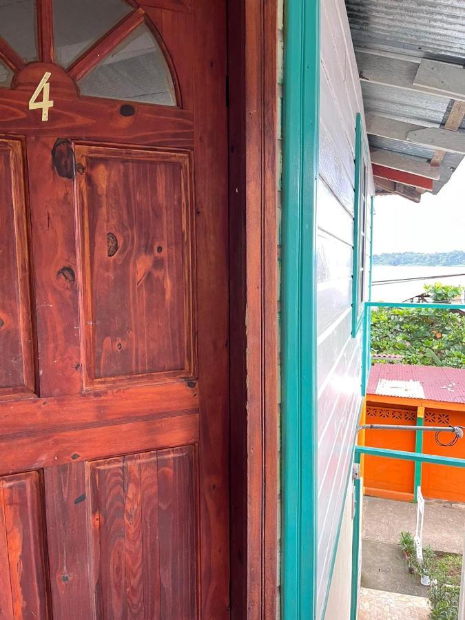 A&K Island Apartments بوكاس تاون المظهر الخارجي الصورة