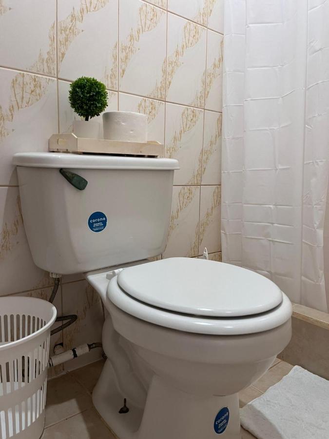 A&K Island Apartments بوكاس تاون المظهر الخارجي الصورة