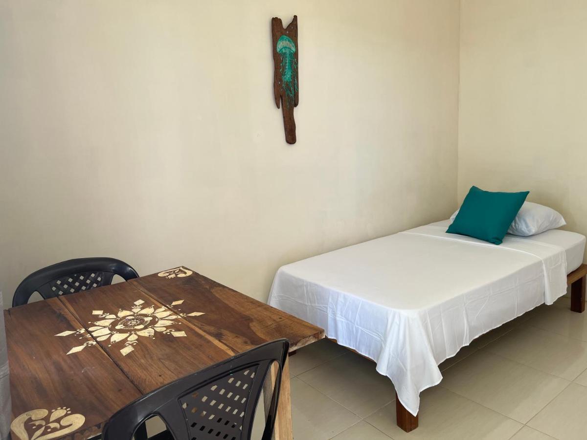 A&K Island Apartments بوكاس تاون المظهر الخارجي الصورة